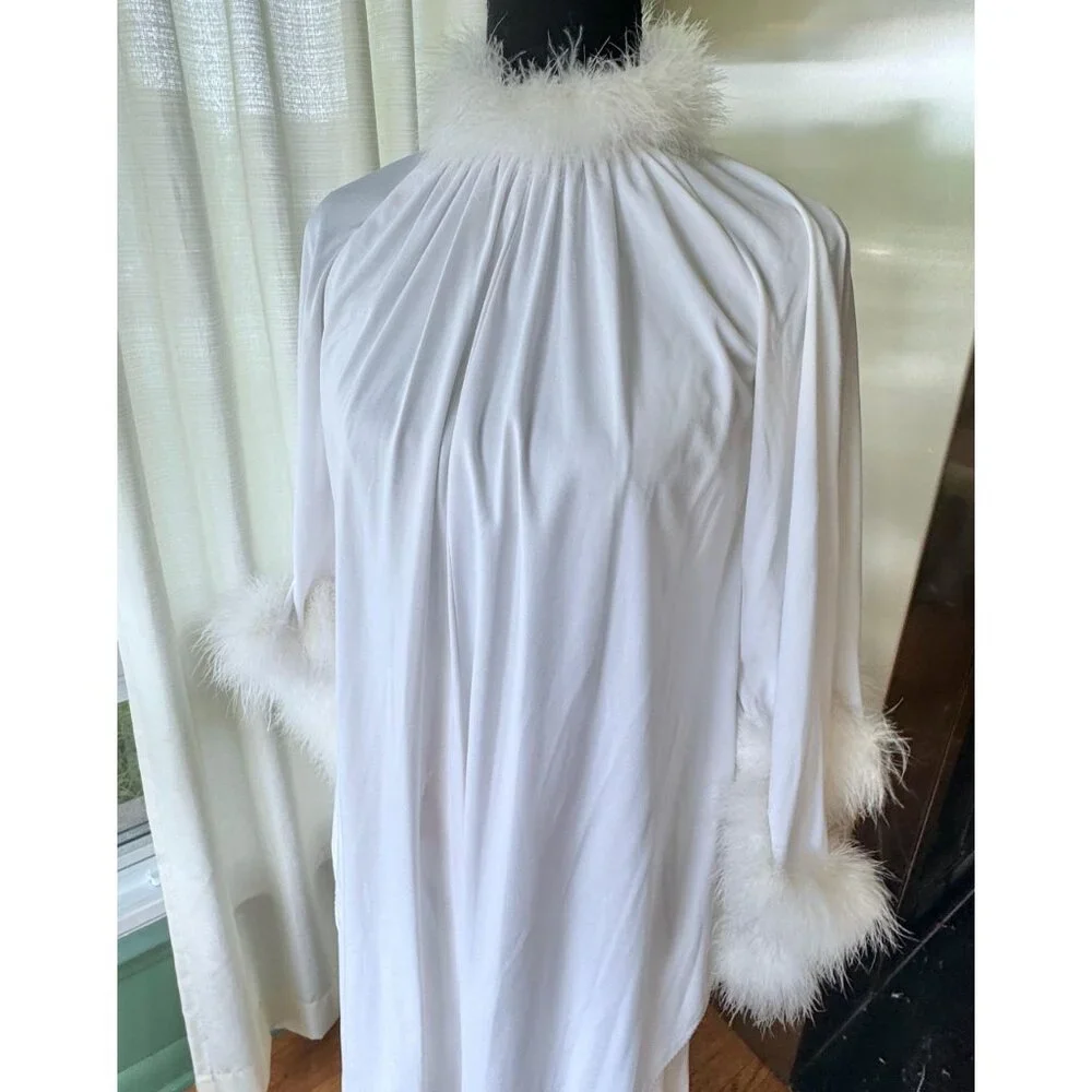 RARE vintage 1970s peignoir, marabou feather trim, angel sleeves, glam Hollywood - Picture 3 of 9